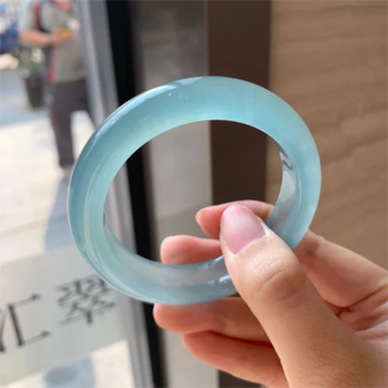 宝莎缇(baoshati)翡翠手镯蓝水冰种镯海蓝晴水底天青冻岫独龙玉正圈