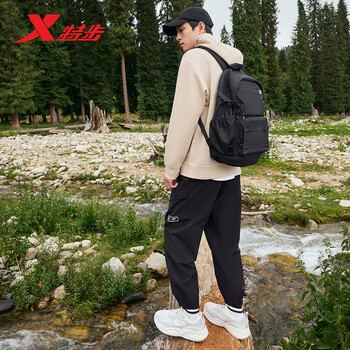 特步小巢背包双肩包大容量旅行防水登山出行初高中学生书包户外轻便