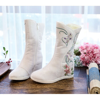 古风汉服靴女内增高加绒中筒绣花鞋冬季保暖女靴搭配古装棉靴白色39