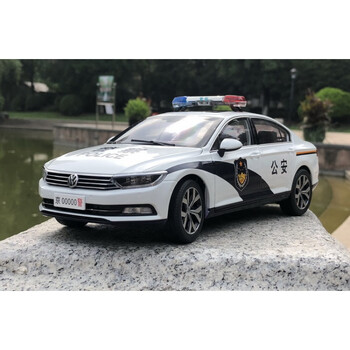 厂一汽大众 1:18款新迈腾警车b8 magotan合金汽车模型收藏摆件 大白色