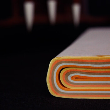 芬尚 四尺对开七言瓦当 对联宣纸半生熟书法比赛专用纸净皮生宣 五彩烫金100张 135*34cm 芬尚 四尺对开七言瓦当 对联宣纸半生熟书法比赛专用纸净皮生宣 五彩烫金100张 135*34cm