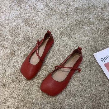 软皮软底奶奶鞋女复古平底仙女一字扣豆豆鞋女夏2021单鞋玛丽珍鞋红色