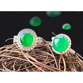 巴硕青雀记冰种阳绿翡翠戒指女缅甸a货蛋面裸石戒面18k金镶嵌 定制