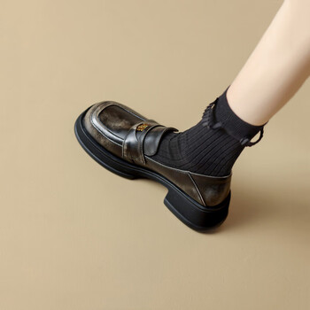 他她千金圆头厚底中跟乐福鞋春秋新款擦色粗跟深口单鞋法式女鞋 黑色 