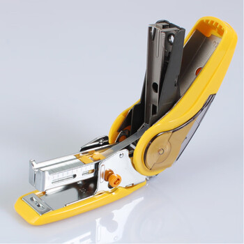 MAX美克司HD-10NLCK迷你小型省力订书机套装(订书机+订书钉)学生办公用订书器可订2~20页 黄色