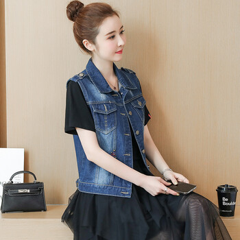 显瘦刺绣铆钉短牛仔马甲女短款背心坎肩超火潮派中学生时尚炸街女装