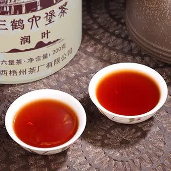 三鹤六堡茶黑茶润叶广西梧州特产伴手礼2022年陈化茶叶中华老字号200g