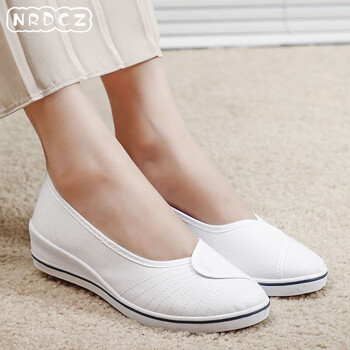 nrdcz护士鞋女软底春秋季舒适软底小白平底鞋透气防滑一脚蹬休闲豆豆