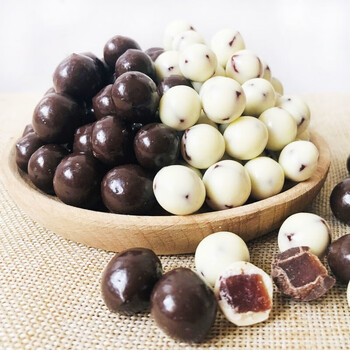 京濮飞酸奶山楂球巧克力山楂球零食休闲小零食1罐酸奶山楂球250g