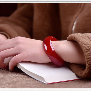 语森忆牛血红玛瑙玉髓手镯中宽红色深红玉石镯子女款时尚珠宝送家人 