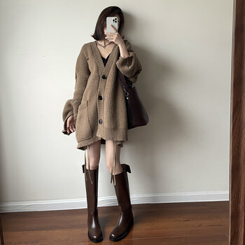 他程百丽tachengbailai墨尔本晴棕色牛皮长筒皮靴女平底圆头骑士靴