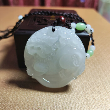 青白玉貔貅吊坠价格报价行情- 京东