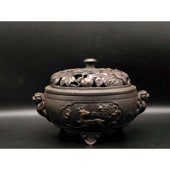 清 广东水月居 镂空雕梅鹿有福双耳三足炉(清代制炉名家)06拍卖已