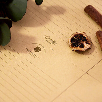 狮洛德 信纸日记写信复古文艺装饰情书信纸表白B5信笺40张 四叶草 狮洛德 信纸日记写信复古文艺装饰情书信纸表白B5信笺40张 四叶草