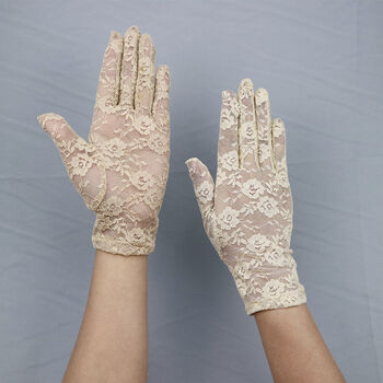 洛兔蕾丝手套女薄款性感平口防晒复古网纱拍照夏开车户外旅游优雅透气