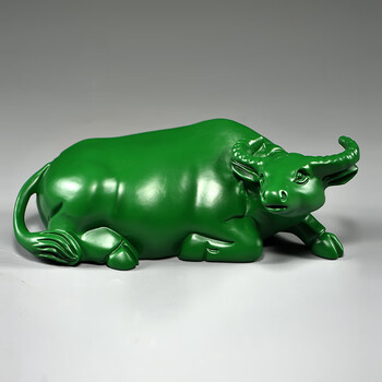 摆件木制十二生肖卧牛家居客厅电视柜装饰工艺品绿色精雕卧牛长30cm