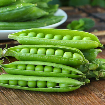 云南新鲜水果豌豆露天甜脆青豆当季现摘带壳鲜豌豆粒3斤