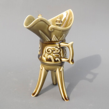 御豪景德镇陶瓷高温烧制青釉三脚酒杯颜色釉大酒盅仿古新年礼物家用