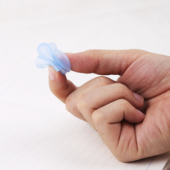 国誉(KOKUYO)进口点钞手指套学生办公财务翻页帽型指套 中号14.5*25mm3个 蓝色 MEKU-26TB 国誉(KOKUYO)进口点钞手指套学生办公财务翻页帽型指套 中号14.5*25mm3个 蓝色 MEKU-26TB