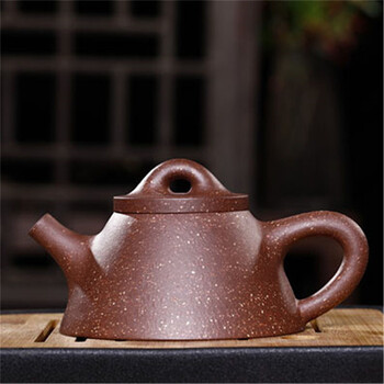 助理工艺师吕旭峰 宜兴紫砂紫砂壶拍卖