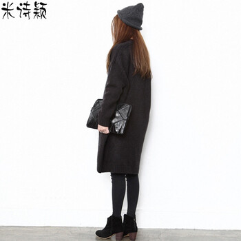 米诗颖2015秋冬新款加厚韩版女装复古蝙蝠袖中长款宽松羊毛针织衫开衫披肩077 黑灰色 M