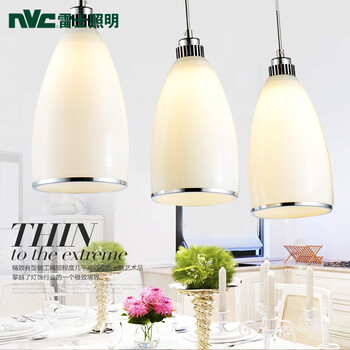 
                                        雷士照明LED吊灯餐厅灯吊线灯三头单头灯具 现代简约创意 配LED3W黄光球泡3只                