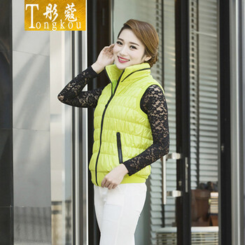 彤蔻 2015新款女短款马甲韩版轻薄连帽马夹羽绒外套羽绒服 桔色 均码