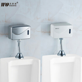 感应小便斗冲水器