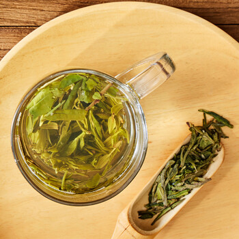 忆江南绿茶钱塘龙井75g 雨前春茶茶叶银罐自饮口粮茶叶