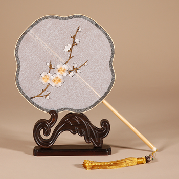 刺绣真丝团扇双面绣宫扇中国特色礼品送老外绣花扇 p款