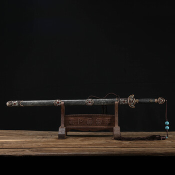 龙泉钟石勇剑庄精品刀剑专场