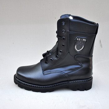 六只红鹿2018春夏新款皮靴作战靴09军靴高帮高筒男士羊毛保暖种兵战术
