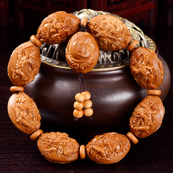 【核雕大师】橄榄核手串 黄财神 周春林刻