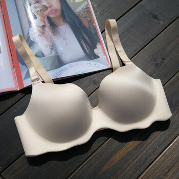 无钢圈文胸大码一片式无痕内衣女士透气大胸显小胸罩薄款 浅肤色 80a