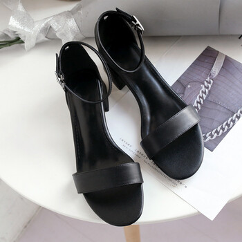 2018韩版简约低跟粗跟休闲凉鞋一字带真皮手工凉鞋包跟女式鞋子 黑色