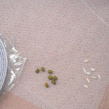 
                                        一口米 自粘型防蚊纱窗 英文包装                