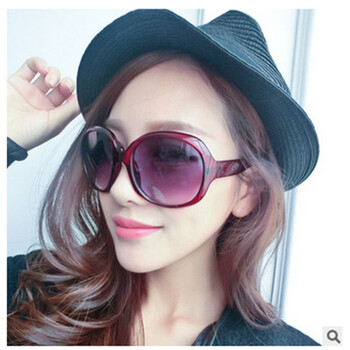 中天乐百搭希尔顿款 超大框太阳镜女士太阳眼镜墨镜蛤蟆镜 黑色 均码