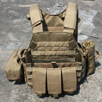 海豹6094战术背心野战户外马甲真人cs背心 黑色