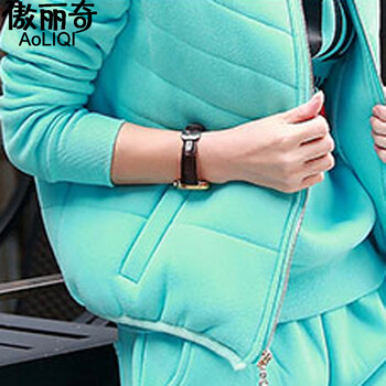 
                                        傲丽奇卫衣套装女2017秋季女装新款大码长袖金丝绒连帽休闲裤两件套运动服1296 军绿色 XL                