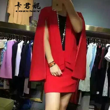 卡君妮2015新款时尚大牌气质斗篷西装外套+半身包臀裙套装 黑色 S
