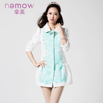 
                                        拿美/Nemow南梦秋季印花低腰修身风衣蝴蝶结收腰外套A4E274 浅绿色 S                