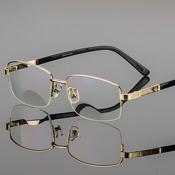 chaohua隐形双光老花镜 男女款看远看近两用老花眼镜 可戴着走路 金色