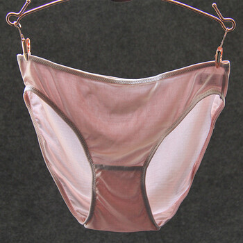无痕桑蚕丝超薄内裤三角裤女士透明包臀薄款透气大码短裤夏季 豆沙 s