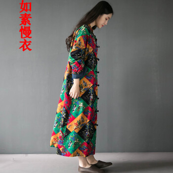 
                                        如素慢衣民族风棉麻女装印花盘扣长款风衣女大衣外套4308 菱形红色 均码                