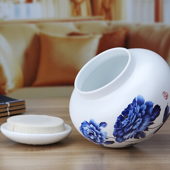 
                                                            九楼阁 景德镇茶叶罐茶罐茶叶罐陶瓷茶叶盒 茶叶罐 大号 普洱茶罐大号储存罐礼品瓷 富贵临门 中号                