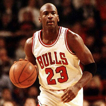 球衣骑士詹姆斯23勇士库里火箭哈登篮球服套装男 公牛乔丹23号白色