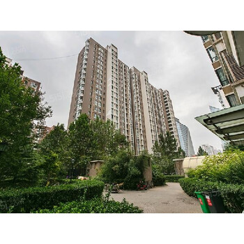 时代国际嘉园 3室2厅 1200万