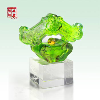 琉璃工房 LIULIGONGFANG Liuligongfang 琉璃工房 Limited Edition Crystal Pig 2007 | eBay