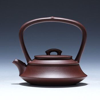 拍卖已结束06鲍玉华 工艺美术师  朱泥【鱼化龙】宜兴紫砂壶茶壶