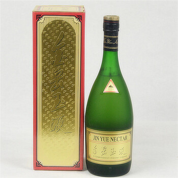 36.金岳玉液1993年52度0.7l  一瓶  益丰